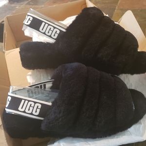 Ugg fluff slides